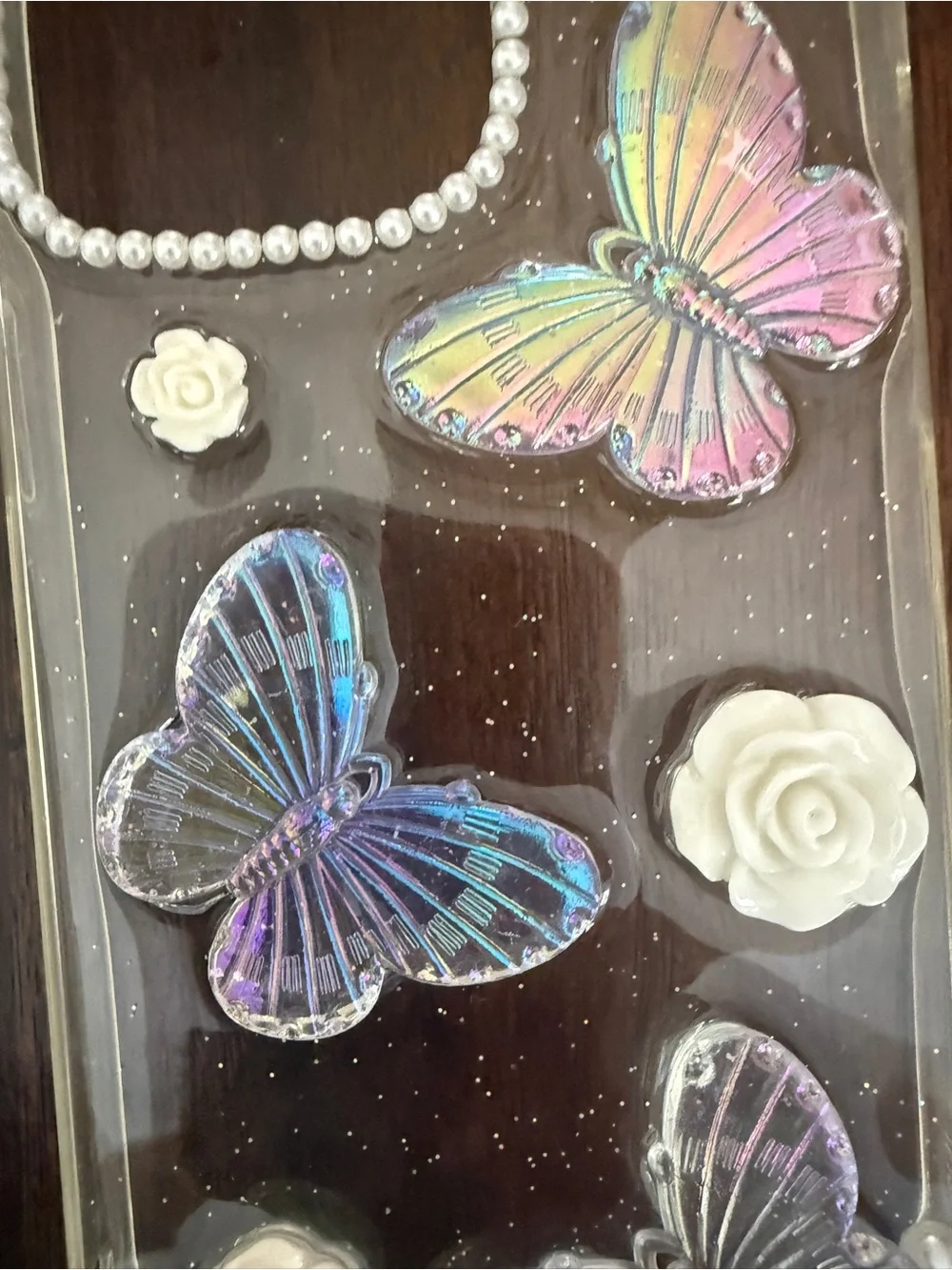 Fliracon Retro Glitter Butterfly & Pearl Phone Case - iPhone 15 Pro Max.